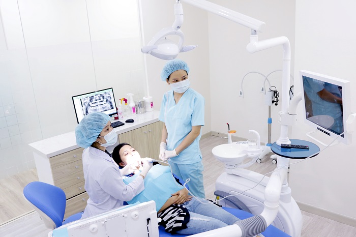 Trám cổ chân răng – Từ A-Z những thông tin bạn cần biết khi thực hiện 3 Trám cổ chân răng – Từ A-Z những thông tin bạn cần biết khi thực hiện 3